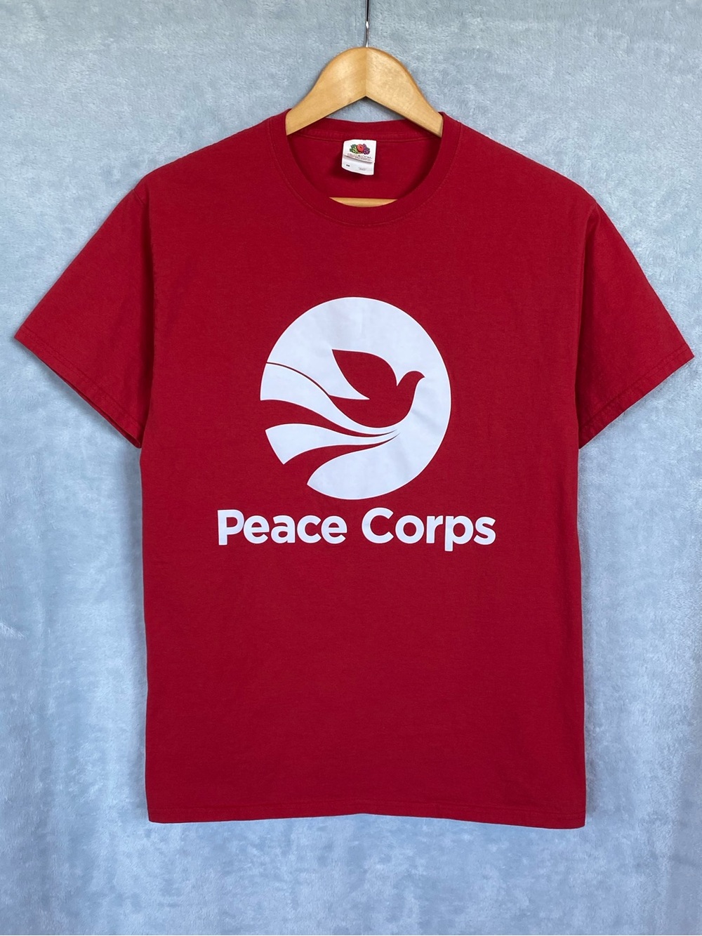 Vintage Peace Corps Graphic T Shirt Red Fruit of the Loom Tee M